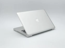 MacBook Pro 13" - Intel Core i5 2.5GHz 2 núcleos - SSD 256Gb - RAM 4GB