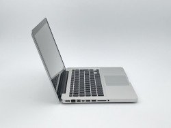MacBook Pro 13" - Procesador i5 de doble núcleo a 2.4GHz - Disco 256Gb SSD + 500Gb HDD - RAM 8Gb