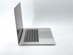 MacBook Pro 15" (2018) Intel Core i9 2.9GHz 6 núcleos - SSD 512GB - 32GB RAM - Plata