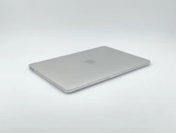 MacBook Pro 13" (2017) - Intel Core i5 2.3GHz 2 núcleos - SSD 128GB SSD - RAM 8GB - Plata