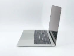 MacBook Pro 13" (2017) - Intel Core i5 2.3GHz 2 núcleos - SSD 128GB SSD - RAM 8GB - Plata