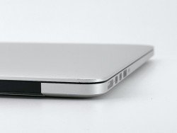 MacBook Pro 15" Retina - Intel Core i7 4 núcleos a 2.2GHz - Disco 1TB SSD - RAM 16GB