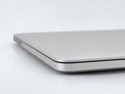 MacBook Pro 15" Retina - Intel Core i7 4 núcleos a 2.2GHz - Disco 1TB SSD - RAM 16GB