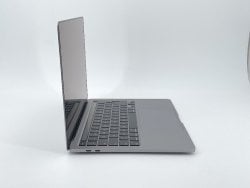 MacBook Pro 13" (2020) Chip Apple M1 8 CPU/8 GPU núcleos - Disco 512Gb SSD - RAM 16Gb