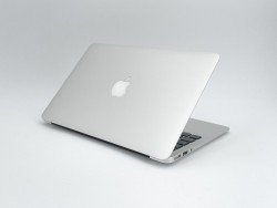 MacBook Air 11" Intel Core i5 1.4GHz 2 núcleos - SSD 128Gb SSD - RAM 4GB