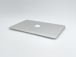 MacBook Air 11" Intel Core i5 1.4GHz 2 núcleos - SSD 128Gb SSD - RAM 4GB