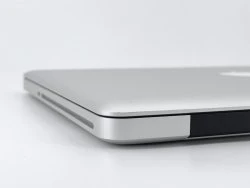MacBook Pro 13" - Intel Core i5 2.5GHz 2 núcleos - SSD 256Gb - RAM 4GB