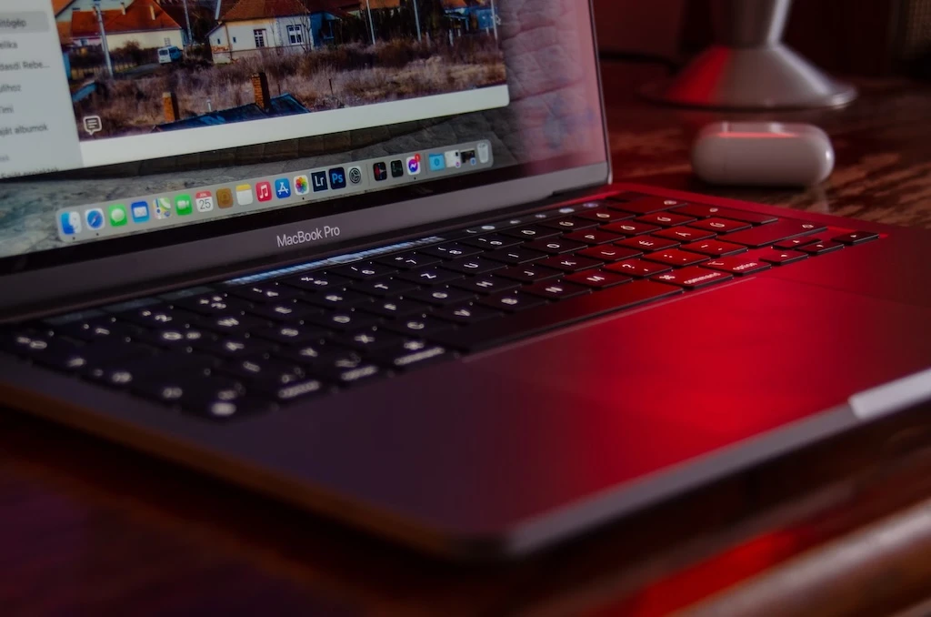 Macbook Pro para estudiantes